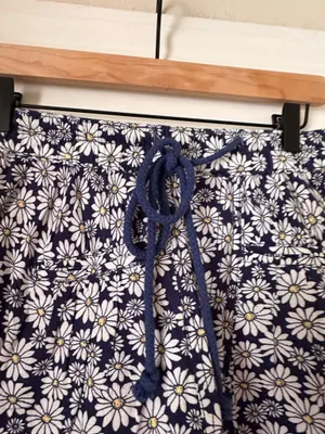 Free People Offbeat Daisy Print Shorts thumbnail 3