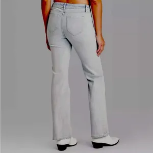 NWT Wild Fable Low-Rise bootcut light wash jeans easy rigid size 2 thumbnail 4