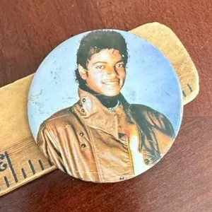 Vintage Michael Jackson Brooch thumbnail 1
