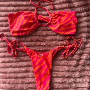 Amazon Pink zebra stripe bandeau bikini set size small thumbnail 3