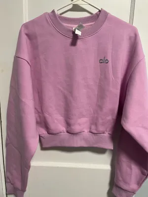 Alo Cropped Accolade Crewneck Candy Heart Pink Medium thumbnail 3