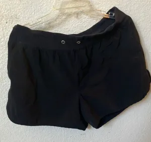 FINAL MARKDOWN Lucy shorts large Black thumbnail 1