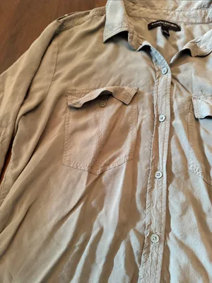 Banana Republic Women's Button-Down Shirt in Grayish Green thumbnail 3
