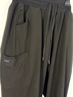 Jaanuu Womens M All-Day Performance Scrub Pants Black Cargo Tulip Hem Stretch thumbnail 4