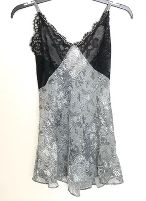 Victoria’s Secret Intimate Lingerie Collection M Lace Slip thumbnail 1