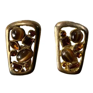 Vintage 1980'S Gold Tone Clip On Earrings With Brown Faux Amber Stones thumbnail 3