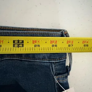 Old Navy Women’s Jeans Distressed Power Slim Straight Mid Rise Plus‎ 30 NWT 649 thumbnail 8