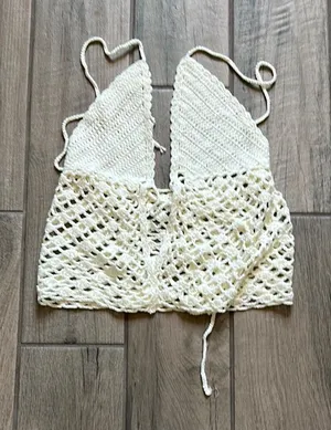 Crochet Halter Top in Cream Size M thumbnail 1