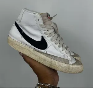 Nike White Blazers Women’s Size 8 thumbnail 5