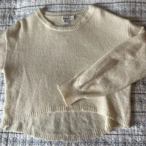 Princess Polly Sweater Cropped thumbnail 1