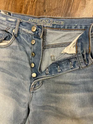 American Eagle Jeans thumbnail 3