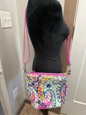 Vera Bradley Carson Hobo‎ Crossbody Bag Top & Side Zip Pink “Wildflower Quilted thumbnail 2