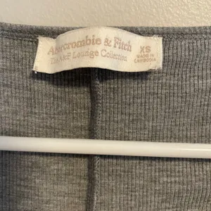 Abercrombie Lounge Long-Sleeve Romper thumbnail 2