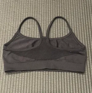 Aritzia NWOT tna tnaction tnabody barre bra top gym black xs thumbnail 3
