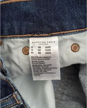 American Eagle Ex-Boyfriend Jeans thumbnail 3