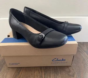 Clarks Black Leather Low Block Heel Marilyn Nora Pumps size 6 thumbnail 1