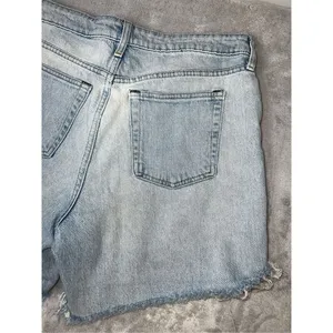 Women’s Denim Light-Medium Wash Cutoff Jean Shorts 14 thumbnail 8