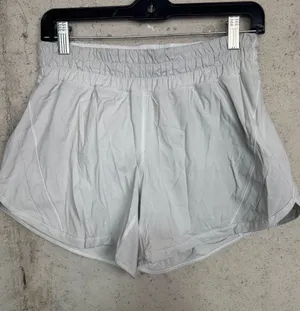 Lululemon Tracker Low-Rise Lined Short 4" thumbnail 1