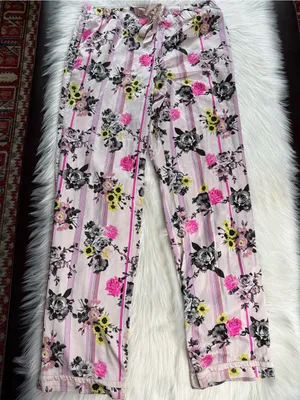 Victoria’s Secret Pink Floral Satin Long Pants PJ Lounge Set thumbnail 7
