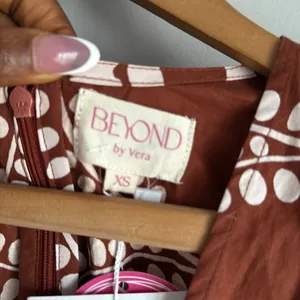NEW Beyond by Vera Heidi mini dress HEART BROWN XS thumbnail 8