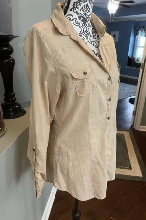 Nine West Jeans Size Medium Tan Button Down Shirt thumbnail 2