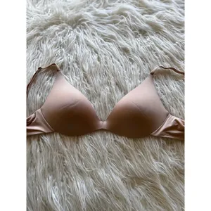 Skims Wireless Super Push up Bra Clay Size 30D thumbnail 5