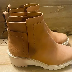NEW A.N.A Tan  suede booties. Size 8 thumbnail 1