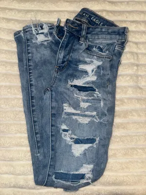 American Eagle Jeans thumbnail 1