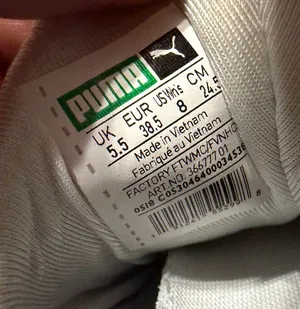 White Puma Sneakers Women’s 8 thumbnail 7