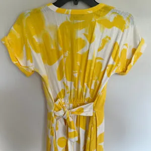 Simply Vera Vera Wang Yellow Floral Linen Blend‎ Tie Back Dress Womens XS thumbnail 12