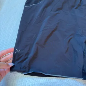 Men’s Lululemon Shorts thumbnail 2
