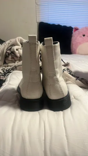Time & Tru boots thumbnail 4