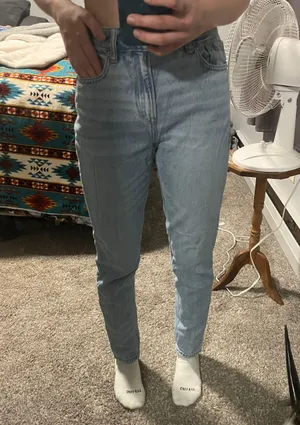 American Eagle Mom Jean Strigid thumbnail 1