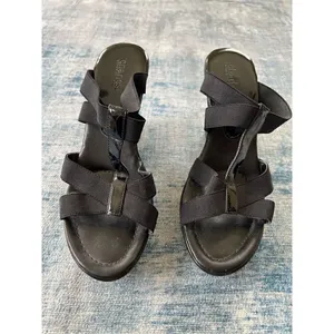 Charles By Charles David Black Strappy Platform Wedge Heel Sandals Approx size 9 thumbnail 3