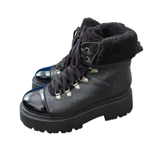 Steve Madden Black Leather Platform Combat Boots Shearling Trim Lug Sole Size 8 thumbnail 3