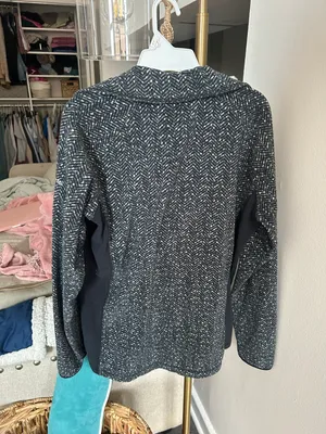 Columbia Pullover thumbnail 3