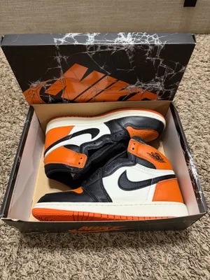 Jordan 1 Retro High Nike Air OG thumbnail 2