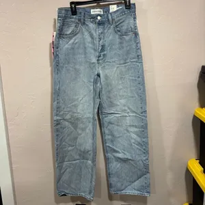 Aritzia Denim Forum The '90s Vintage Lo-rise Baggy Jean thumbnail 3