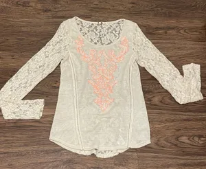 Sheer Long Lace Sleeve Blouse Cream With Coral Applique On Front Size L thumbnail 7