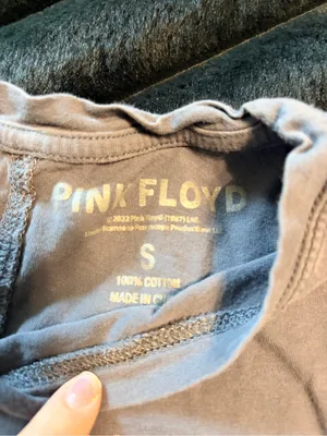 Pink Floyd ' The Dark Side of the Moon' Graphic Tee - Grey thumbnail 3