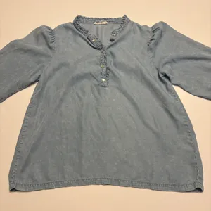 Jane + Delancey Henley Top Womens Small Blue Ruffle Puff Sleeve Chambray Style thumbnail 1
