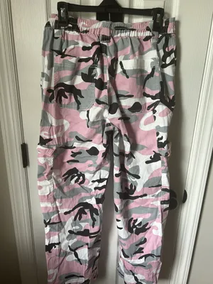 Almost Famous Women’s Cargo Pants thumbnail 2