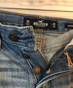Hollister Low Rise Boyfriend Jeans thumbnail 2