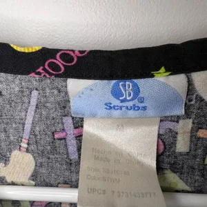 Women's Holiday Scrub Tops Size M Size M thumbnail 4