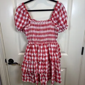 English Factory |Tuckernuck Gingham Puff Sleeve Tiered‎ Dress Medium Tomato Girl thumbnail 9