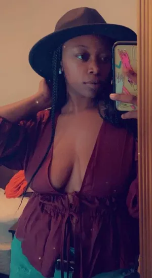 Burgundy Long Sleeve Fashion Top thumbnail 1