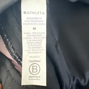 Athleta sports Bra A b C MEDIUM Black Adjustable Straps removable athletic thumbnail 5