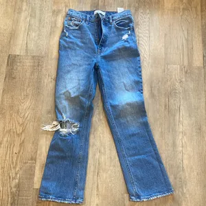 Abercrombie & Fitch Ultra‎ High Rise Kick Flare Jeans Size 25/0R thumbnail 2