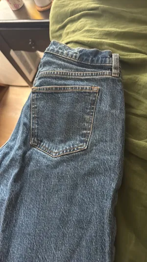 Abercrombie and Fitch baggy low rise curve love thumbnail 4