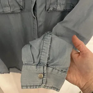 Stoosh Vintage Denim Button Up Top Women’s M Long Sleeve Western Cowgirl‎ Shirt thumbnail 8